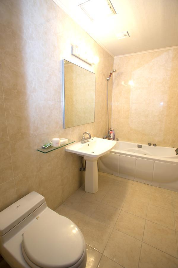 Charmant Hotel Mokpo Zewnętrze zdjęcie